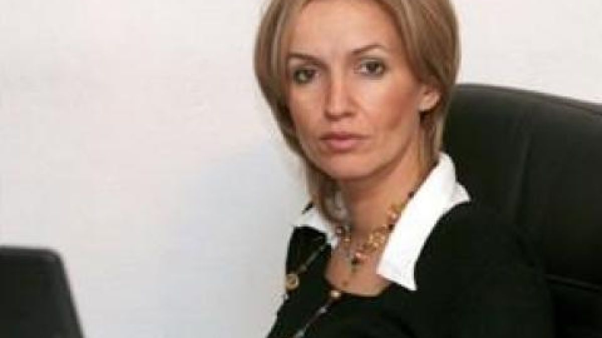 Грънчарова поиска спешни присъди