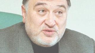 Пачеджиев: И Петя не вярва, че съм й поръчал киселина