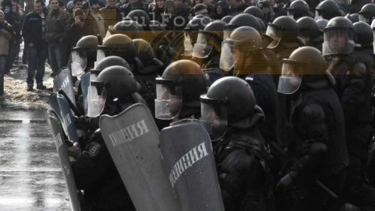 Борисов няма да спира протестите