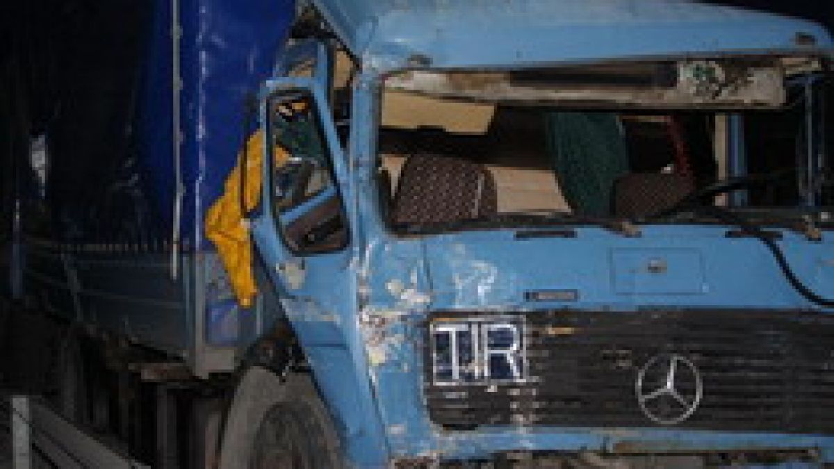 Тежка катастрофа затвори пътя Плевен–Бяла 