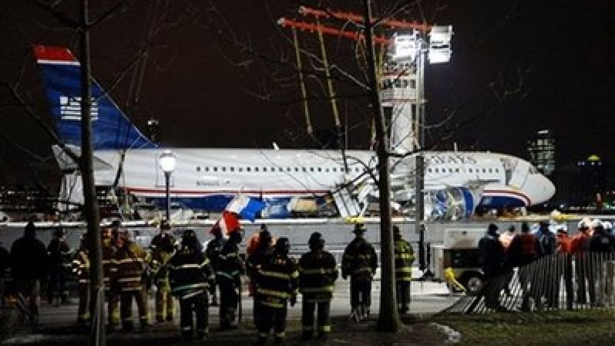 Българин на борда на падналия в Хъдсън самолет 