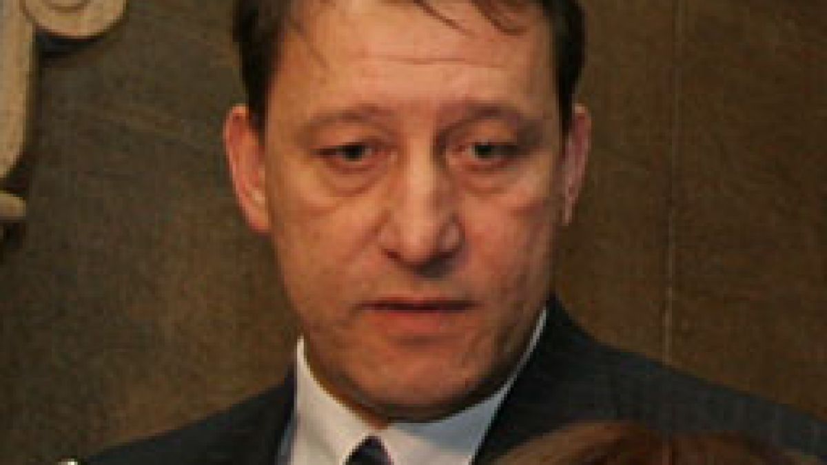БСП: Оставка на Миков не стои на дневен ред