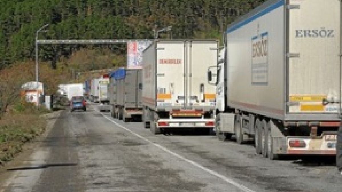 Границите с Гърция остават затворени