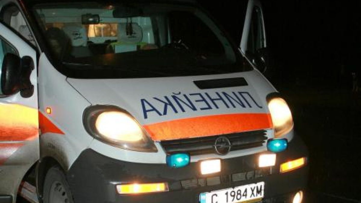 Шефът на белодробната болница намушкан с нож