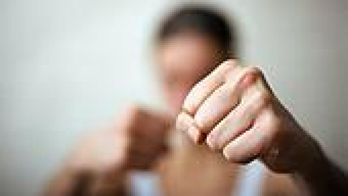 Турски студенти бият наши пред дискотека 