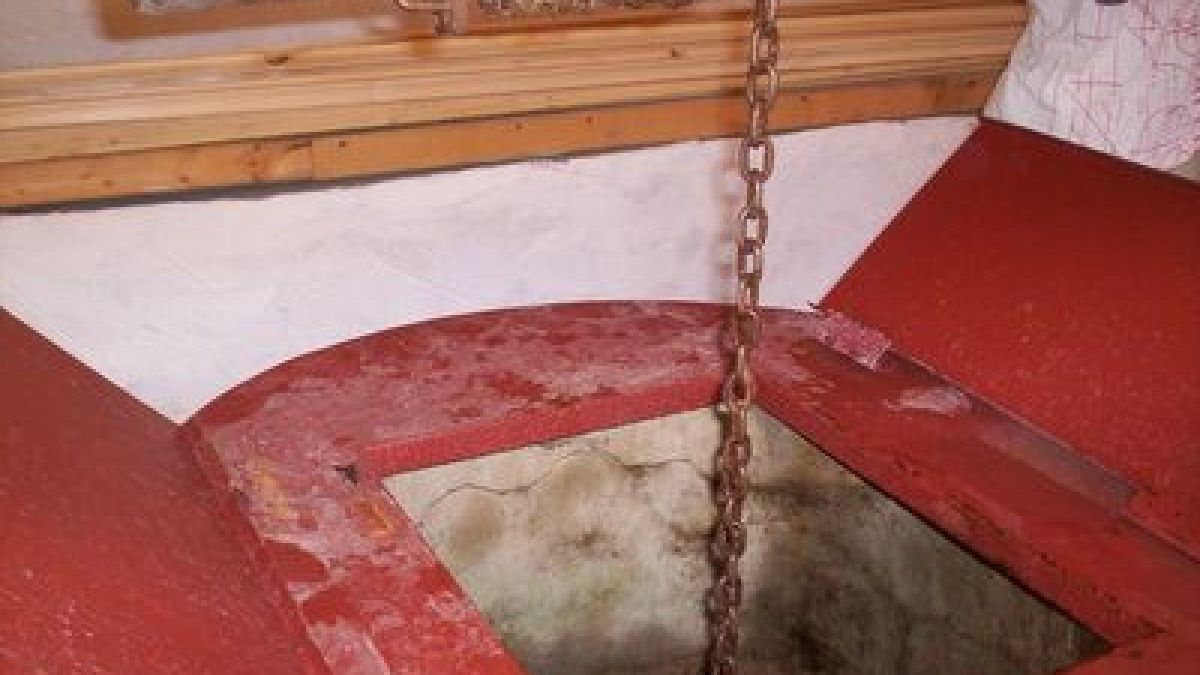 Пенсионерка се хвърли в кладенец заради игра 