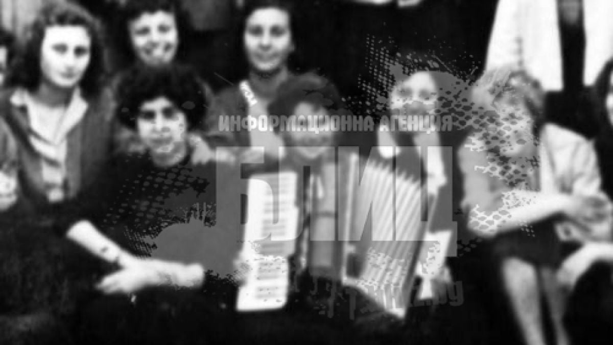 Музиколог: Лили Иванова е родена през 1935 г. 