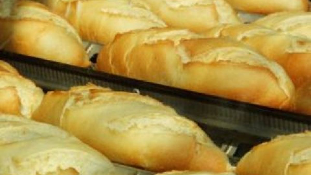 Ядем хляб с боя 
