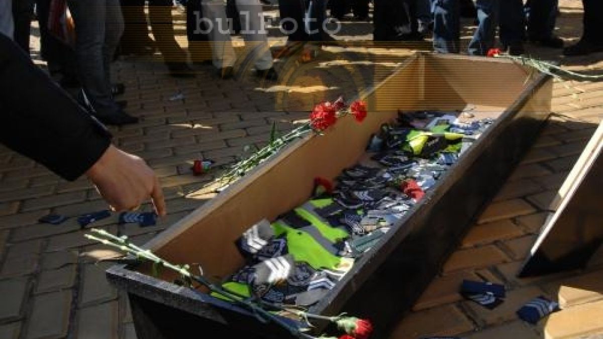 Павлин Димитров: Хвърлящите пагони нямат място в МВР