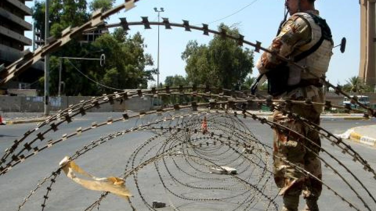 Осем загинаха при взрив в Афганистан