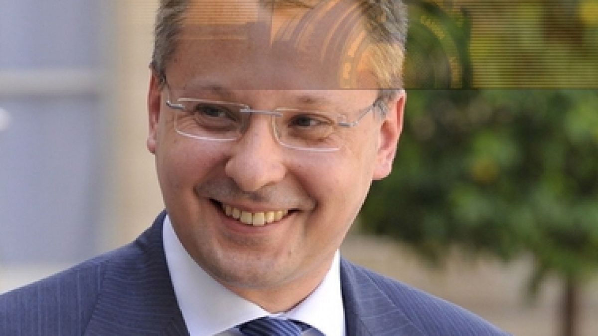 Станишев: Готов съм на дебат във всички ТВ, но не и на улицата