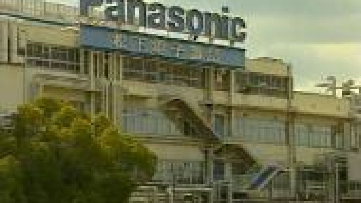 “Панасоник” реши да закрие още два завода в Япония