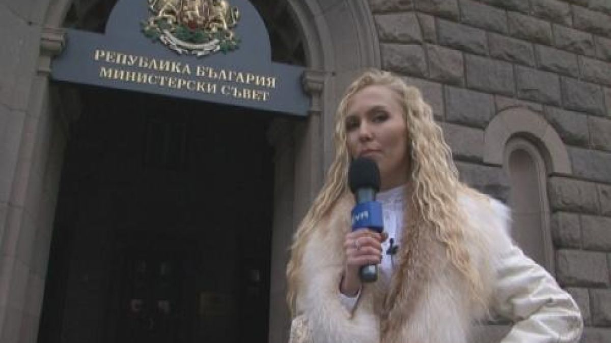 Жасмина влиза в парламента 
