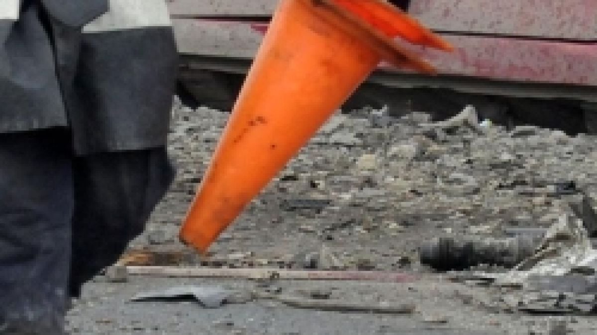 Двама убити и 15 ранени в катастрофи