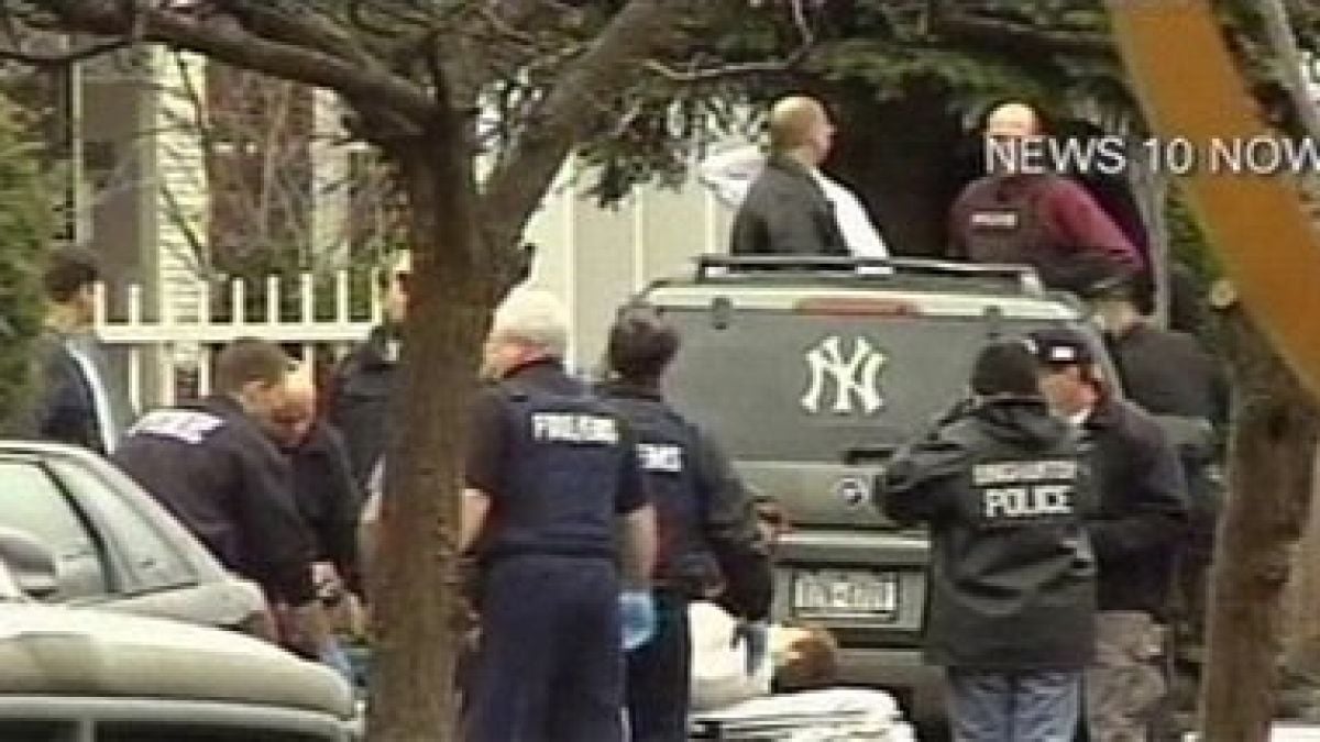 13 загинали, 26 ранени в щата Ню Йорк