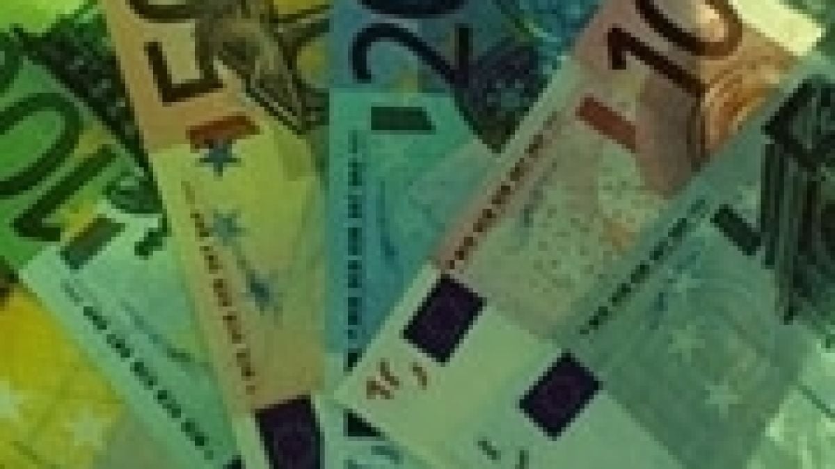 Годишният доход на италианеца надхвърли 18 000 евро