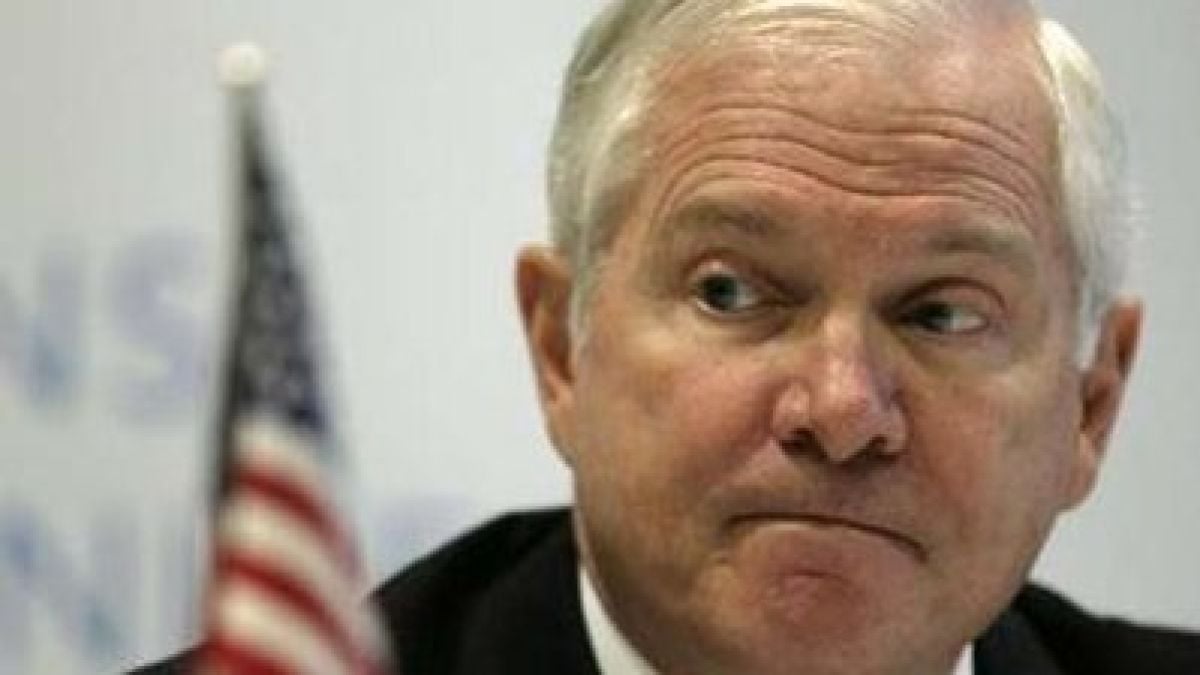 САЩ съкращават разходите по оръжейните програми