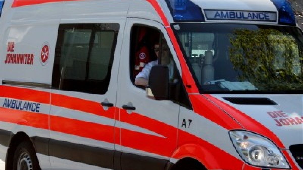 14-годишен загина след сблъсък между влак и автомобил