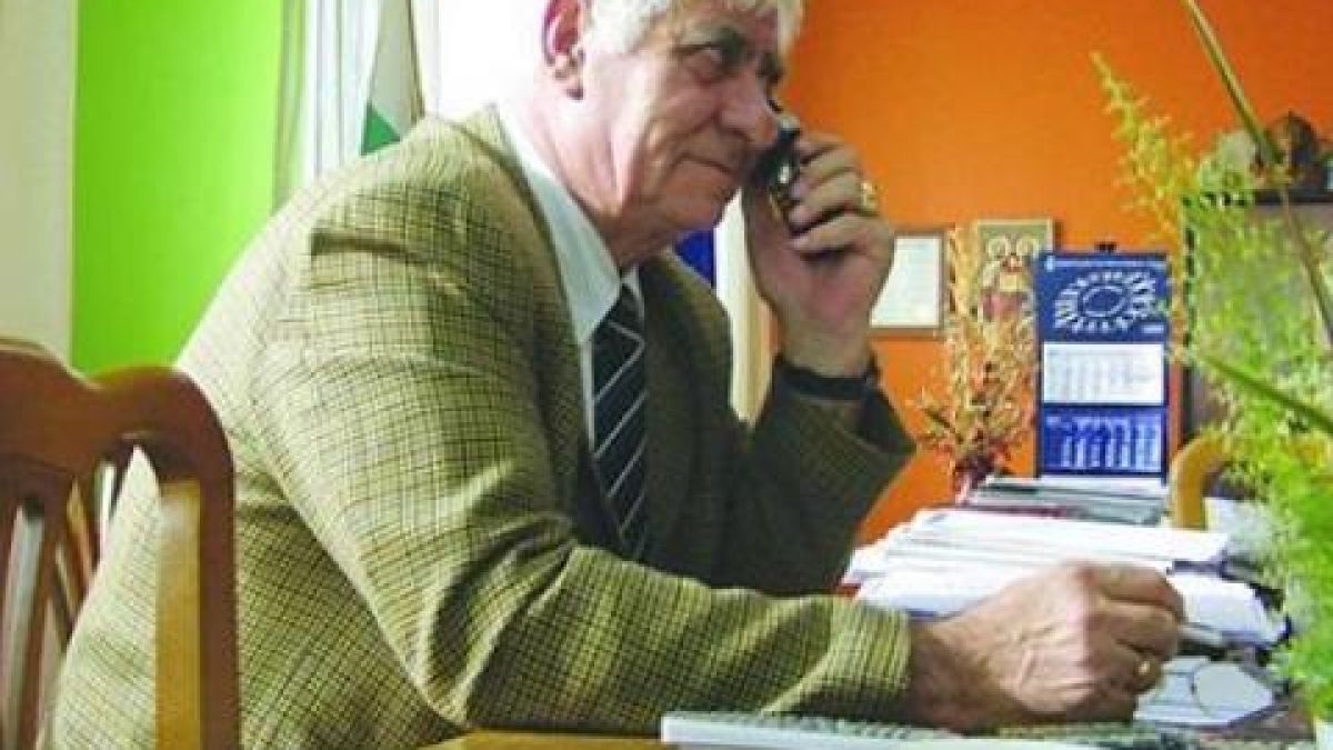 Спецове по грабежи отвлекли Сотиров 