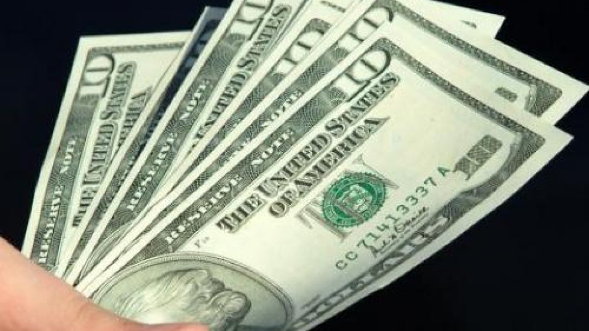 1000 богаташи изгубили 235 млрд. долара за година 