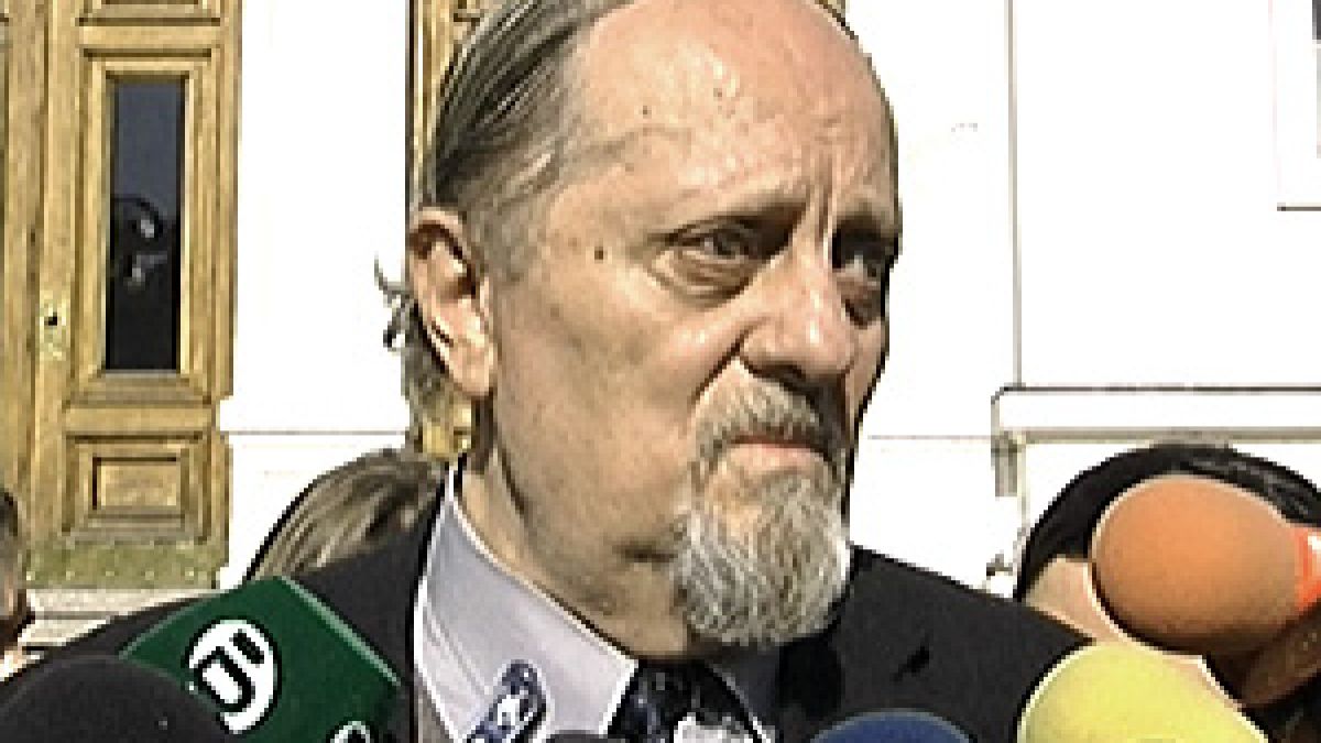 Почина Крум Крумов 