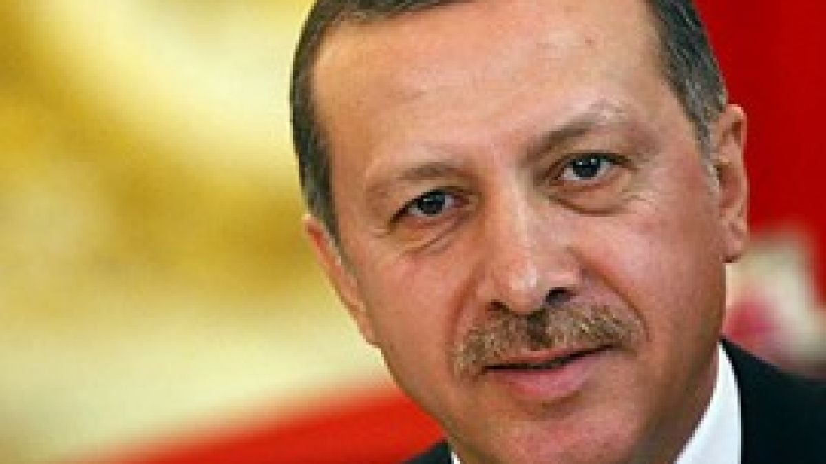 Ердоган смени почти една трета от министрите си
