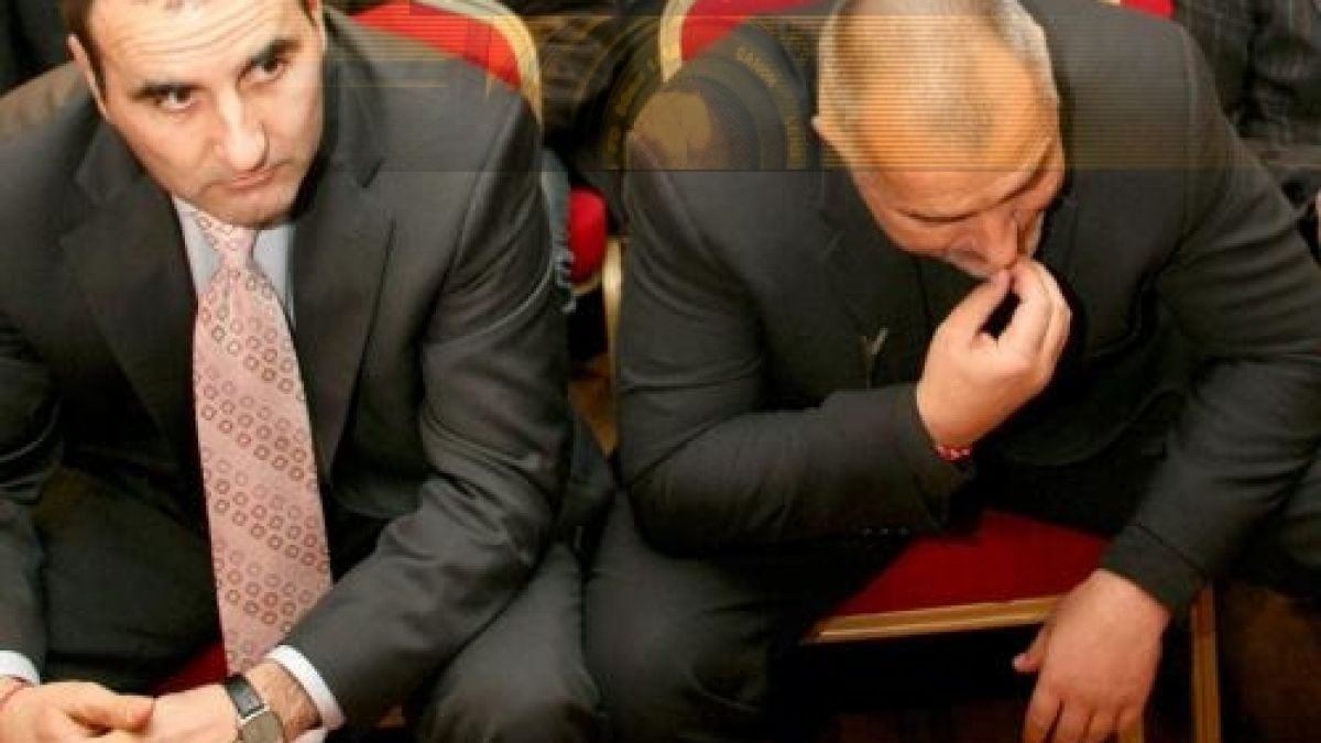 Бойко и Цветанов вече без домове