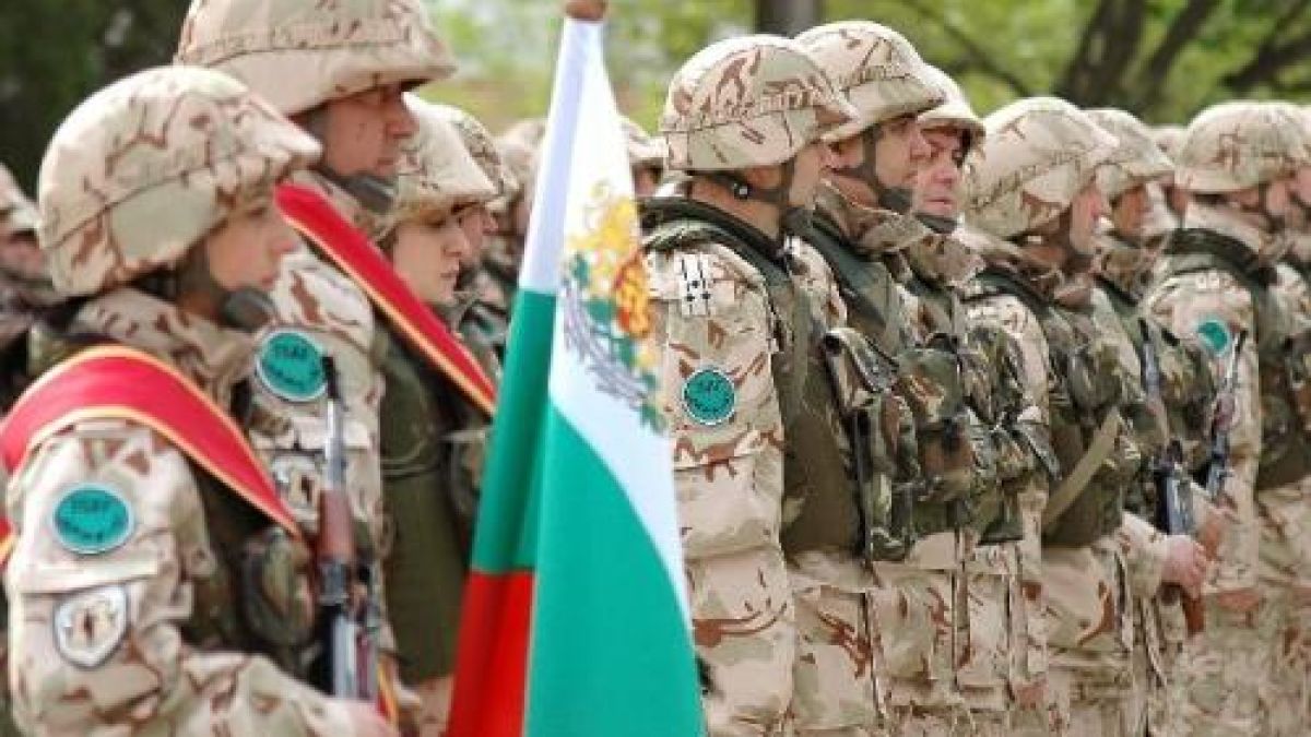 Старши лейтенант в Афганистан ранен при учебна стреба 