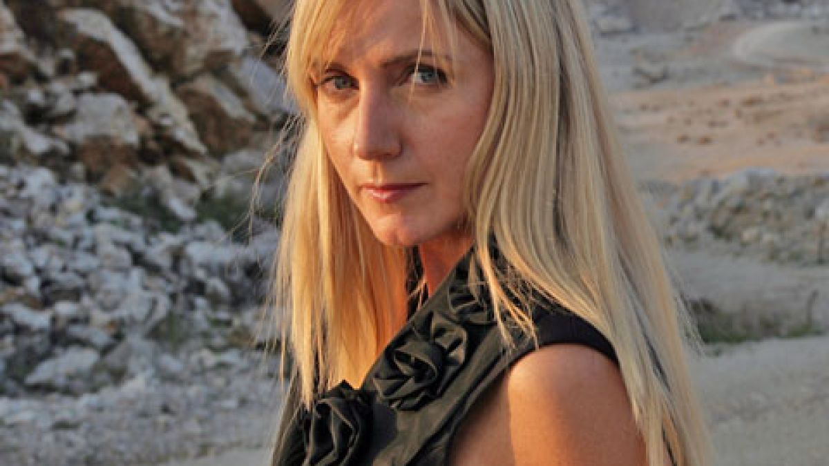 Елена Йончева вече при пиратите 