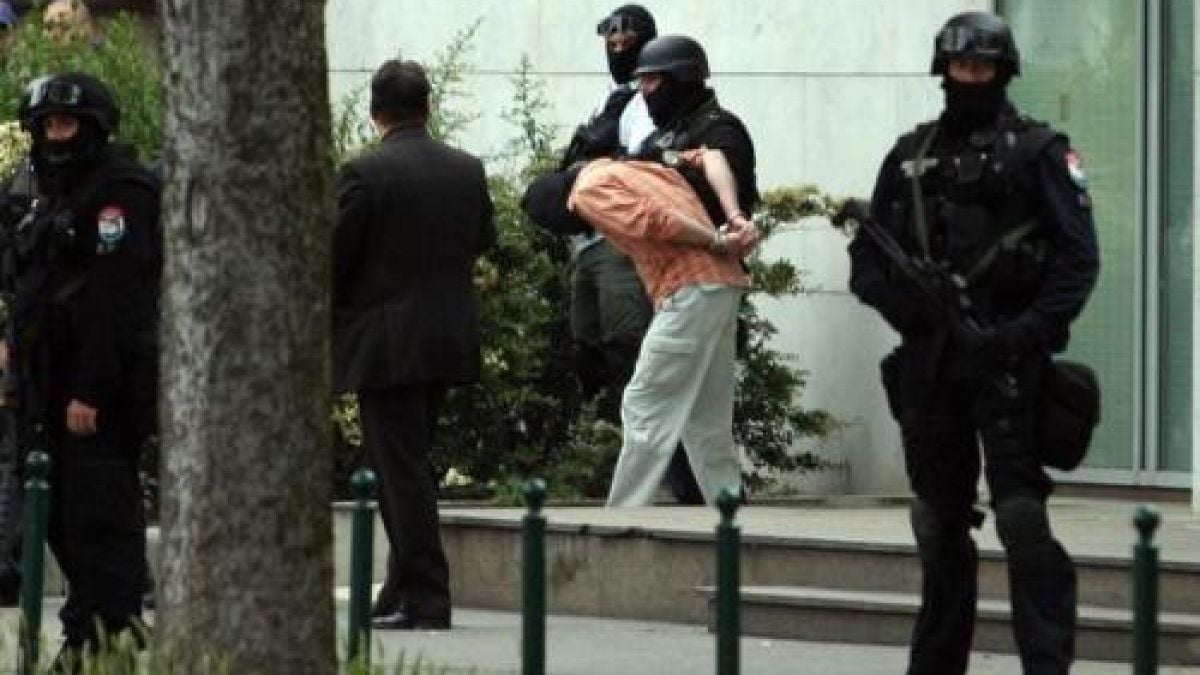 Похитителят в унгарската банка е арестуван
