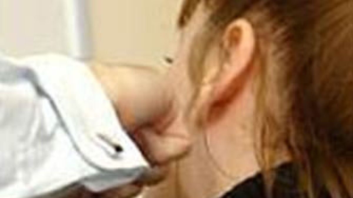 Всяка четвърта българка пребивана вкъщи 
