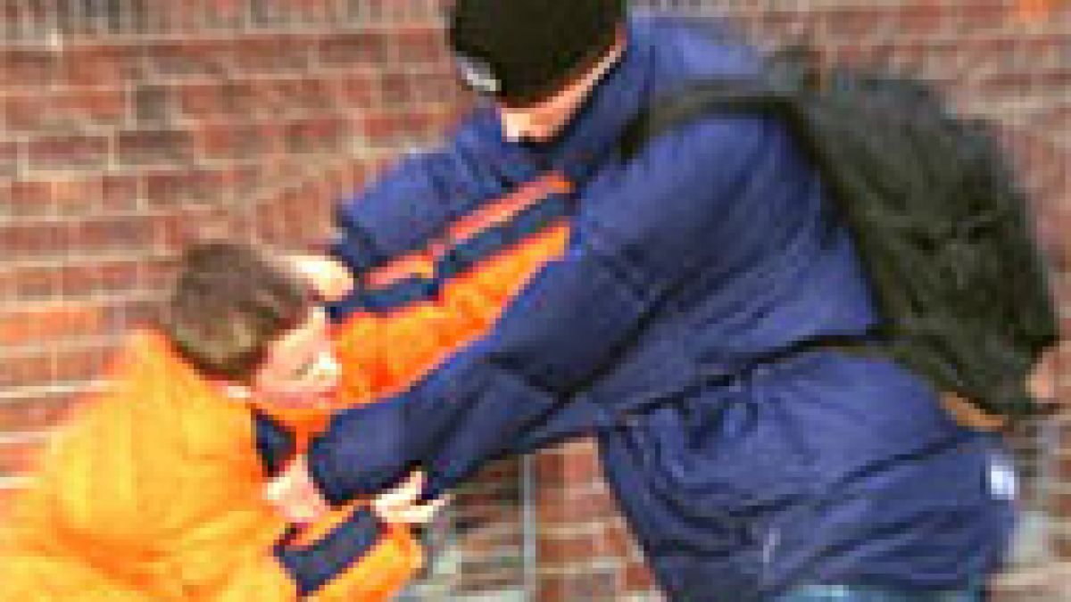 Родители се биха заради хлапетата си 