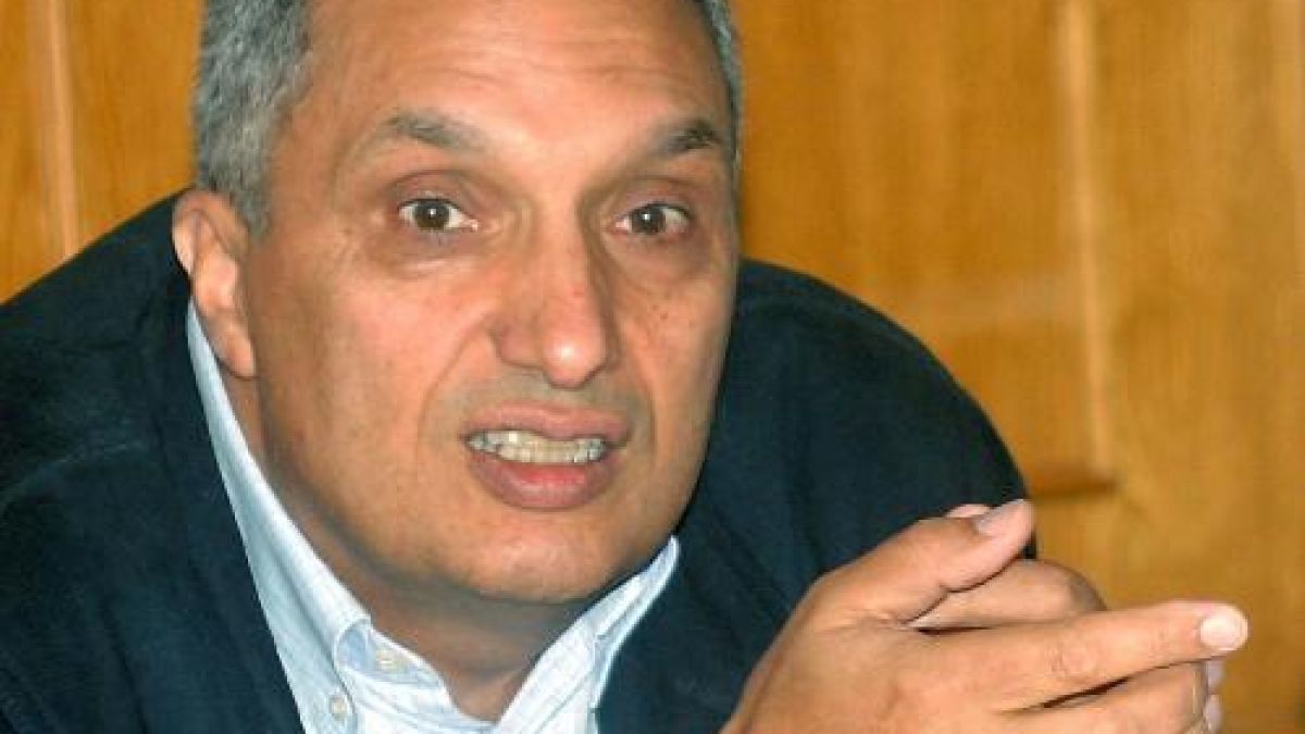 Подозират Костов, искал да е шеф на парламента