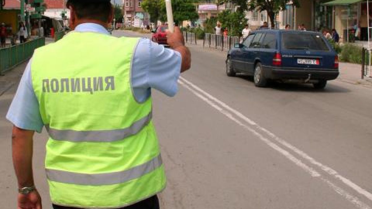 Пияна шофира с близо 2 промила 