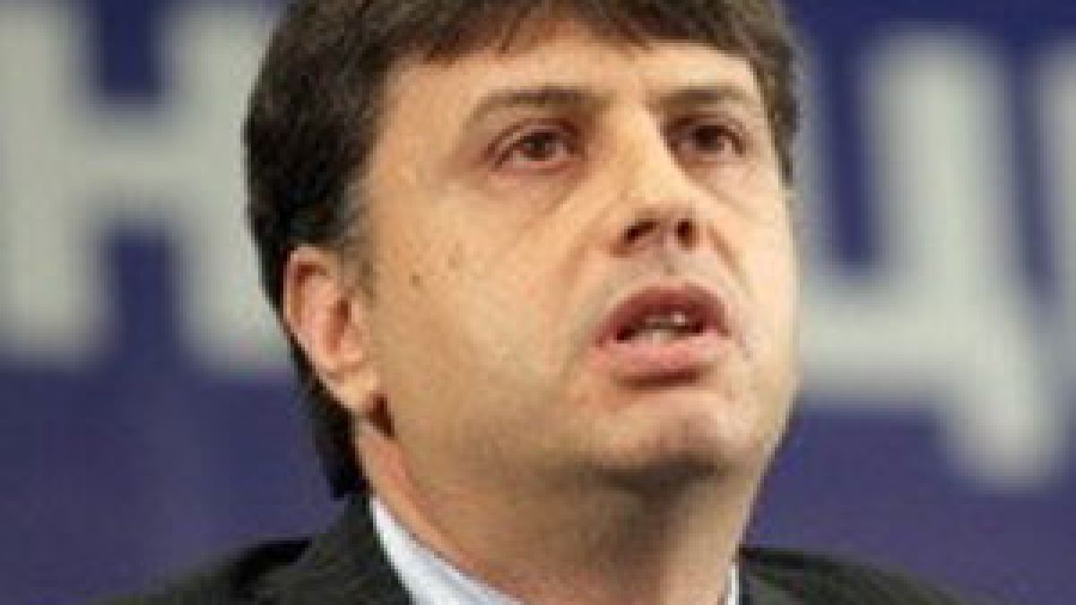 Юруков:След името Костов ще вземе и парите на сините