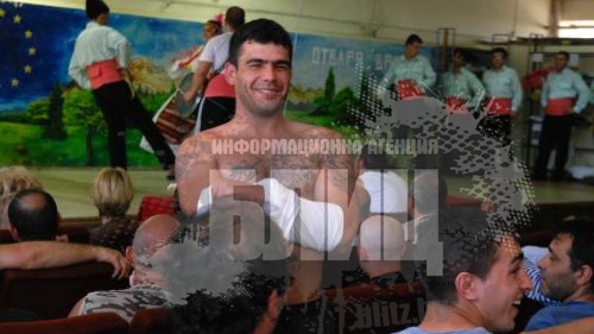 Затворници подготвиха спектакъл зад решетките