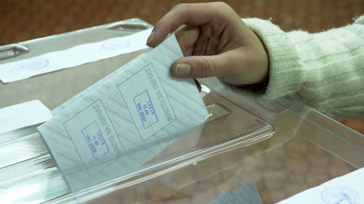 Наши емигранти не могат да заявят участието си на парламентарните избори