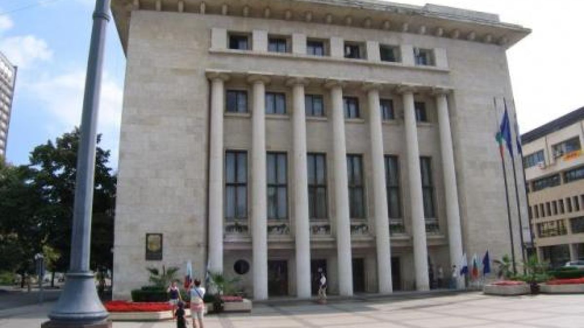 Община Бургас ощетена със стотици хиляди лева