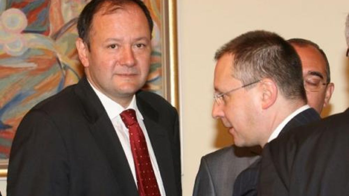 Пада главата на Румен Андреев заради банкета 