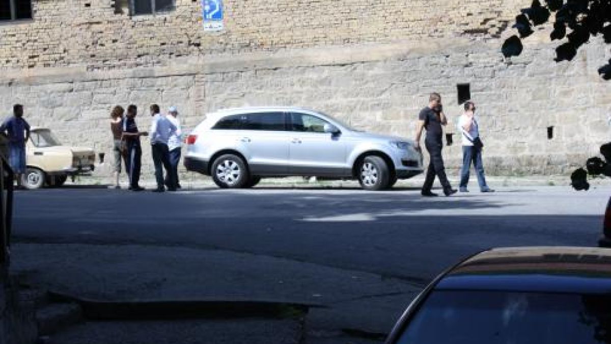 Полицията във Вeлико Търново проверява сигнал за манипулиране на вота