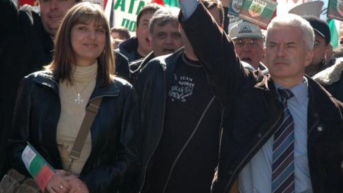 Атака обяви  водачите на листи, Сидеров пита ДАНС за купуването на гласове 