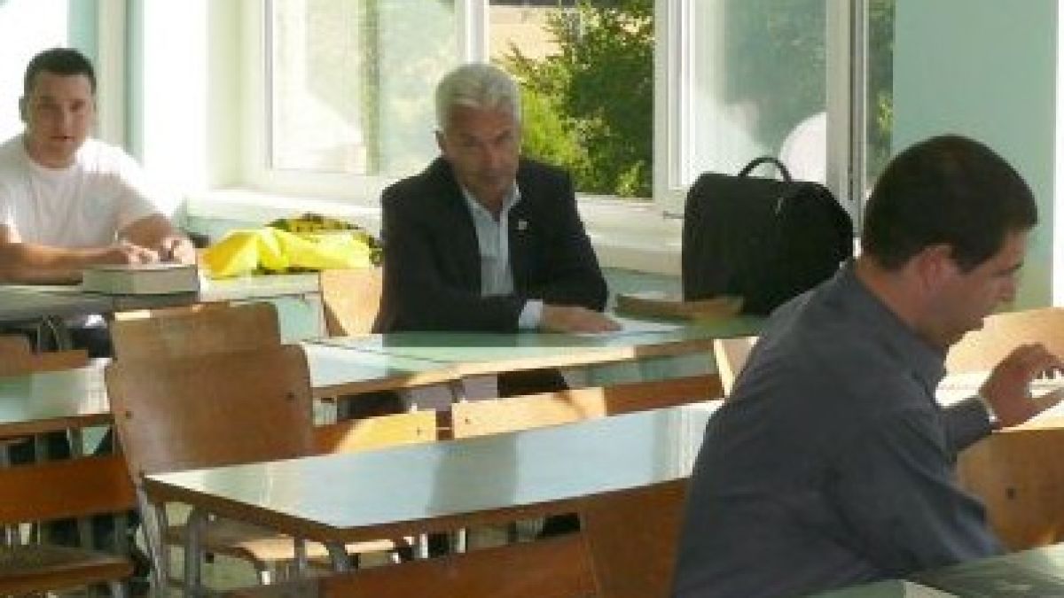 Сидеров се яви на държавен изпит по Теология 