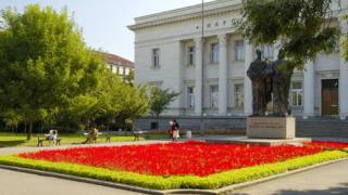МИС ще направи дарение на Народната библиотека