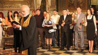 Лидер освети икони за Петровден 