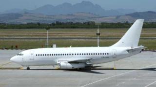 „Боинг 737” кацна аварийно в Ню Йорк