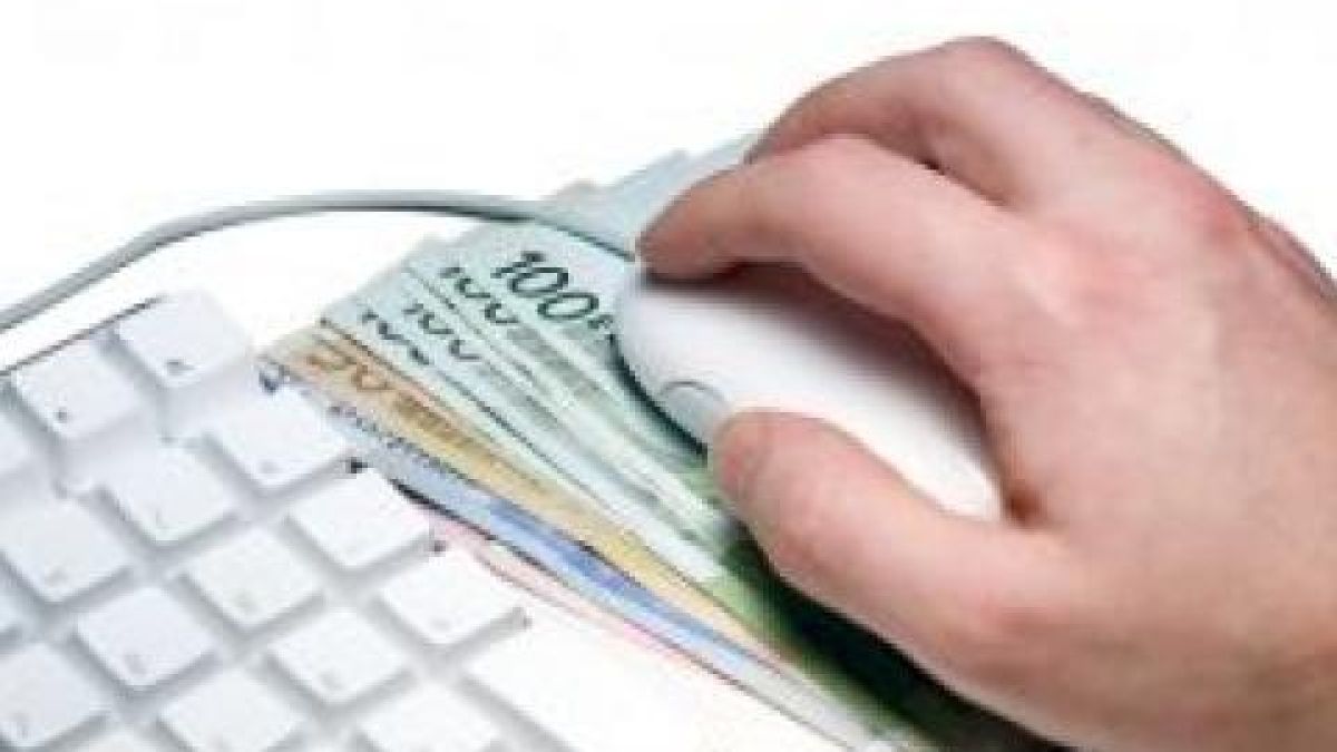 Продават гласове по интернет, плащат през банкомат