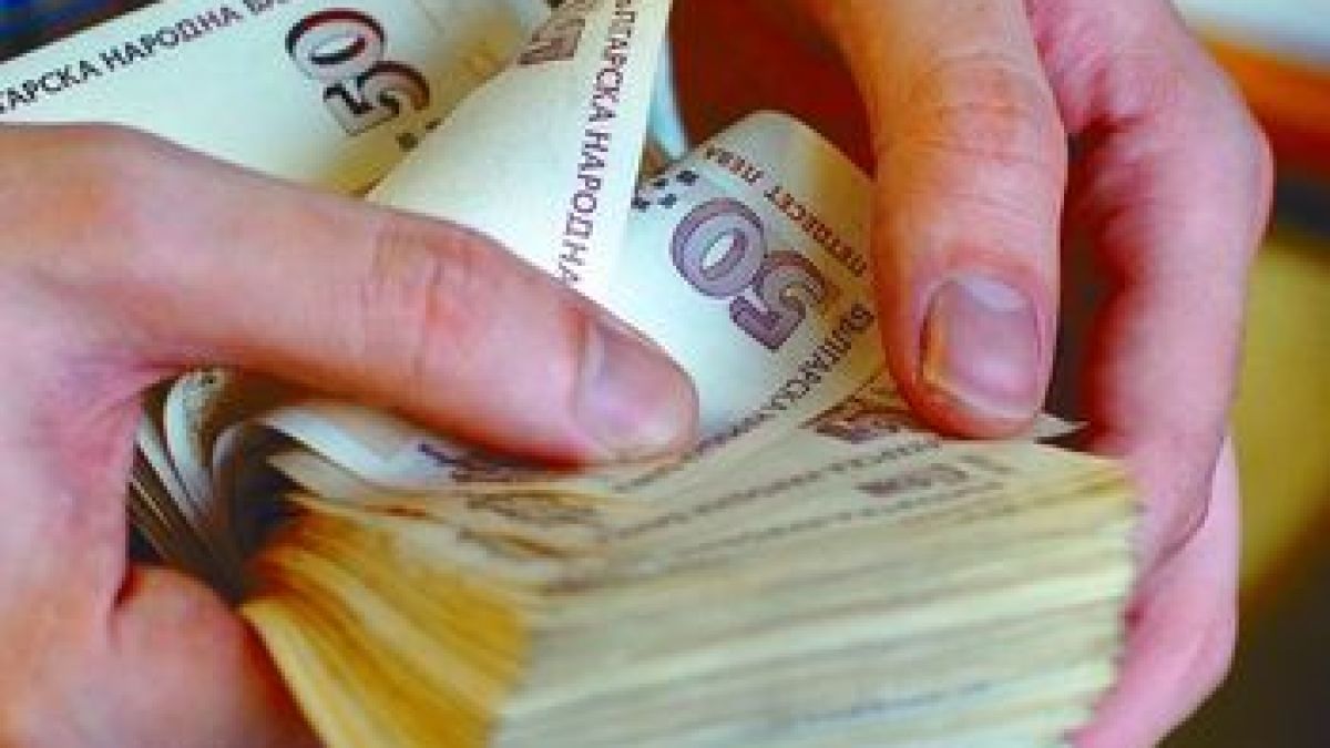 Вадят на светло всички длъжници 