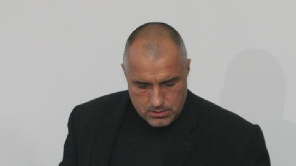 Бойко: Пенсиите ги увеличавам аз, а не Станишев