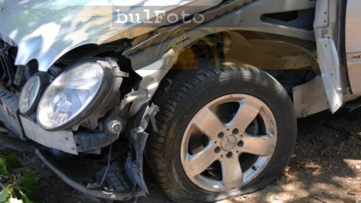 Взривиха автомобила на плевенски бизнесмен