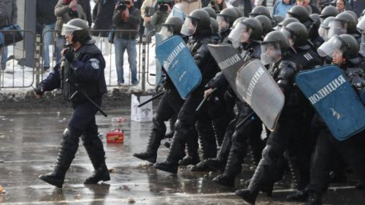 Цветанов: Не можем сега да увеличим заплатите на полицаите 